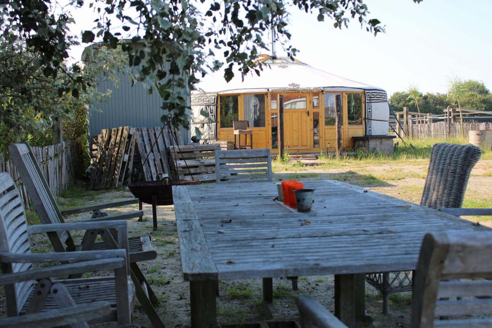 Hotel Luxe Yurt Koudekerke Exterior foto